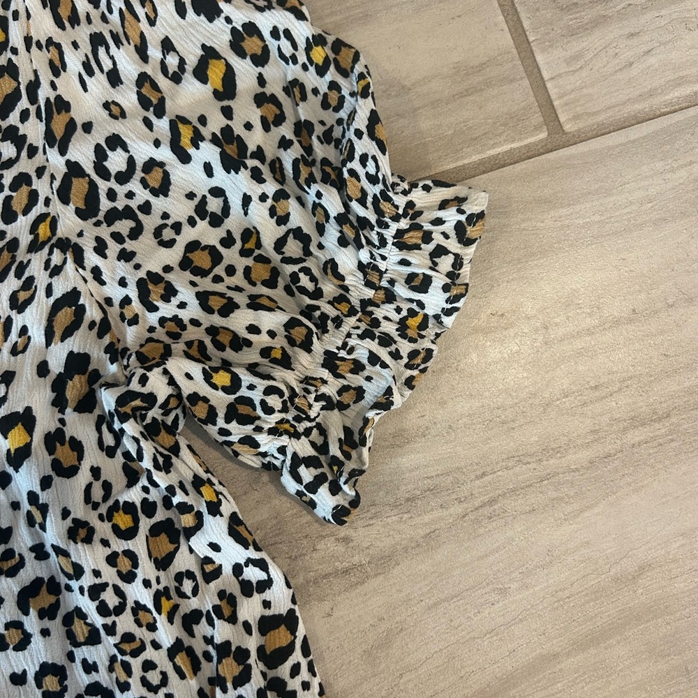 My Story Leopard Print Ruffle Blouse - Picture 3 of 5